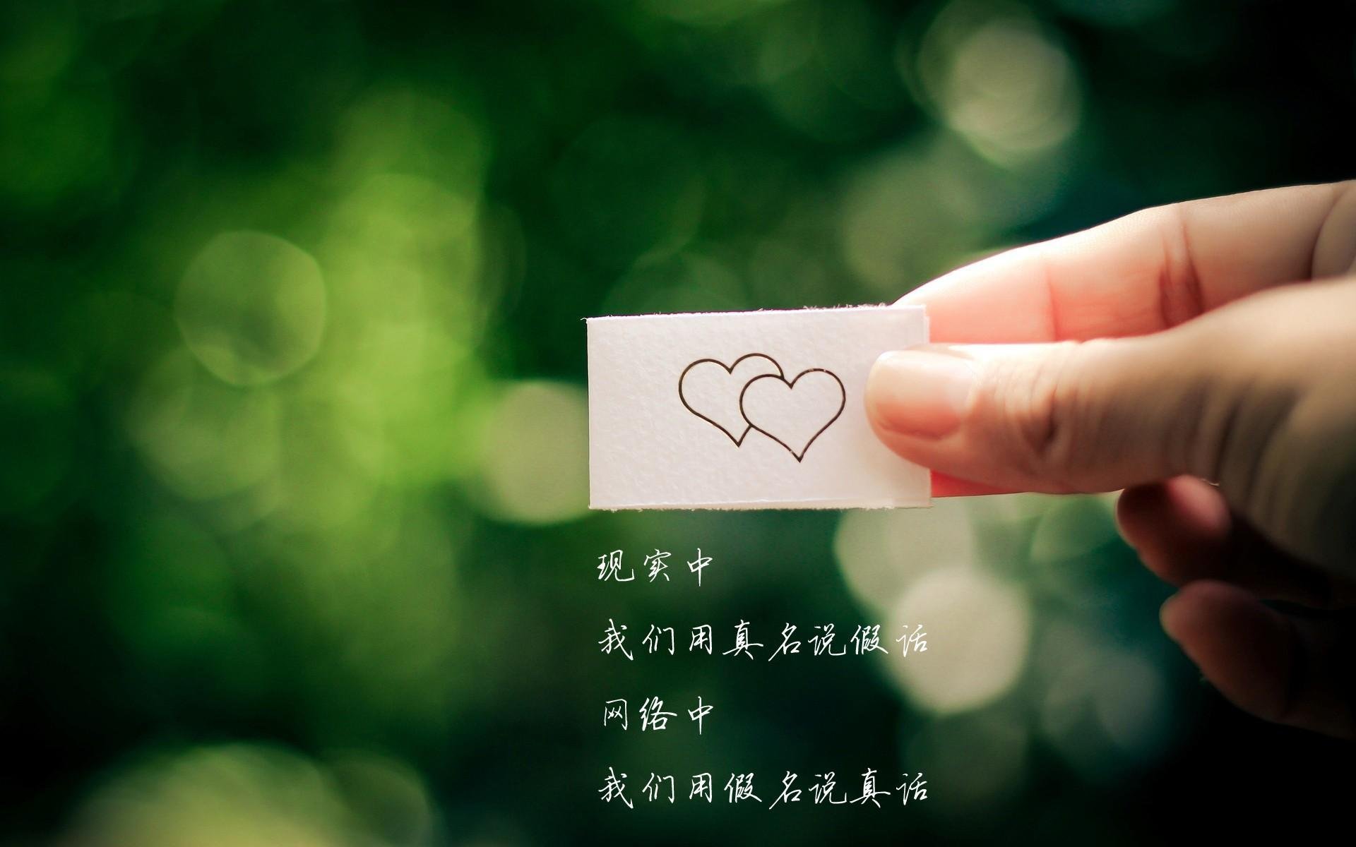 爱游戏体育app-海外车迷：不同国家的赛场狂欢文化揭秘，国外汽车比赛